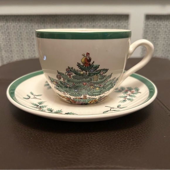Spode Christmas Tree Tea Cup & Saucer (Sets of 2) - Picture 1 of 11